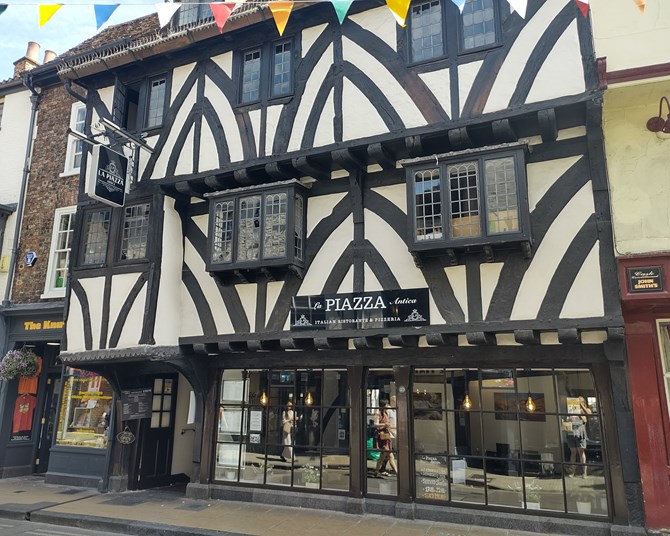 An evening of Italian Dining