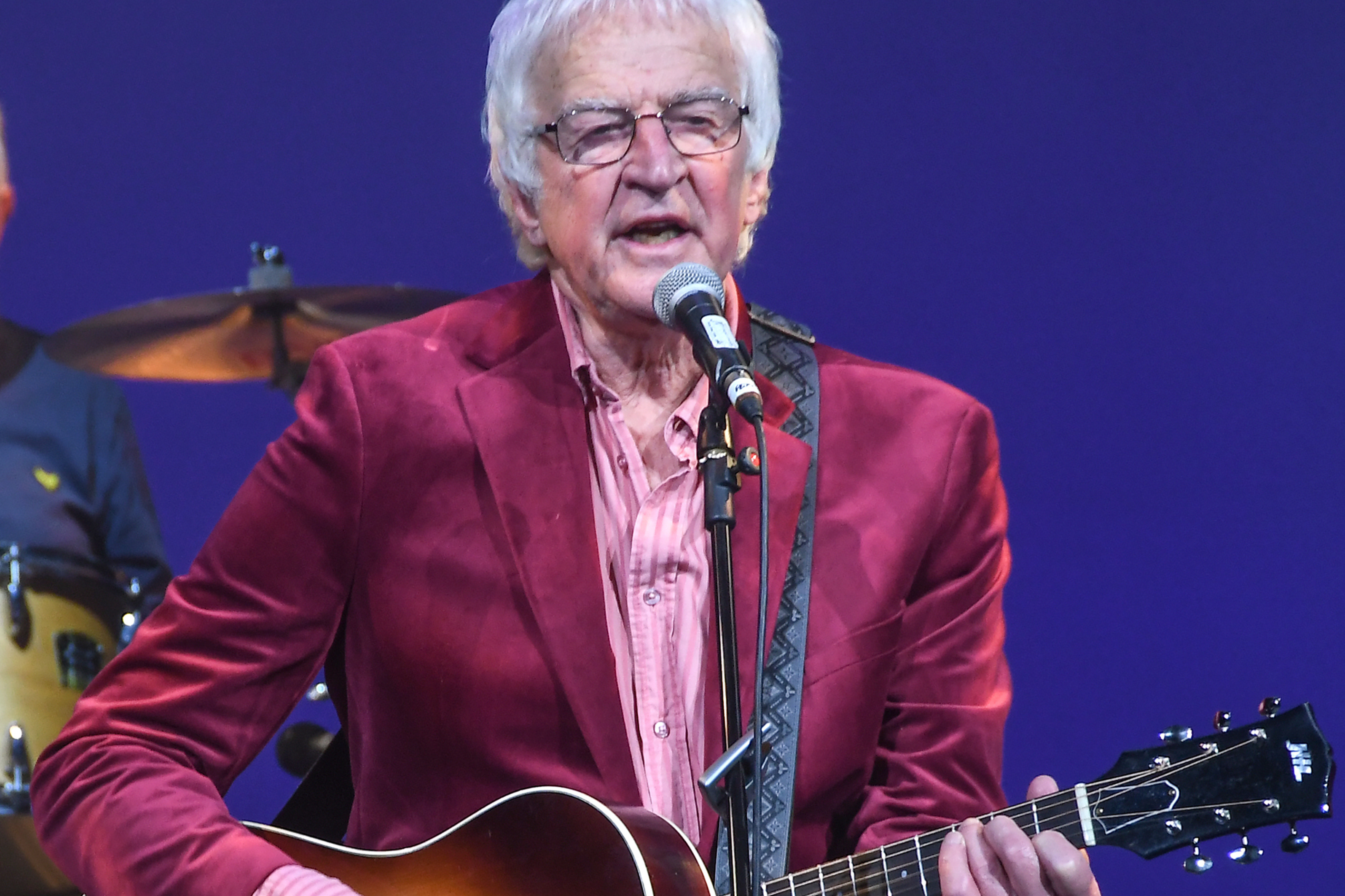 Steve Cassidy Band In Concert